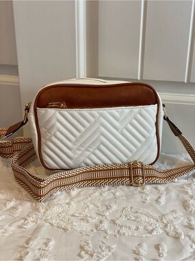 Source Unknown White and Brown Quilted Crossbody Bag with Patterned Strap